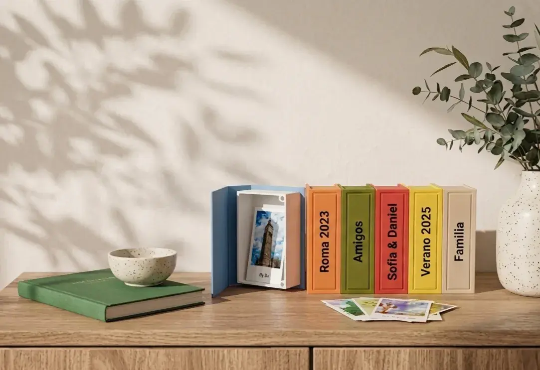 Membok en un escritorio cálido